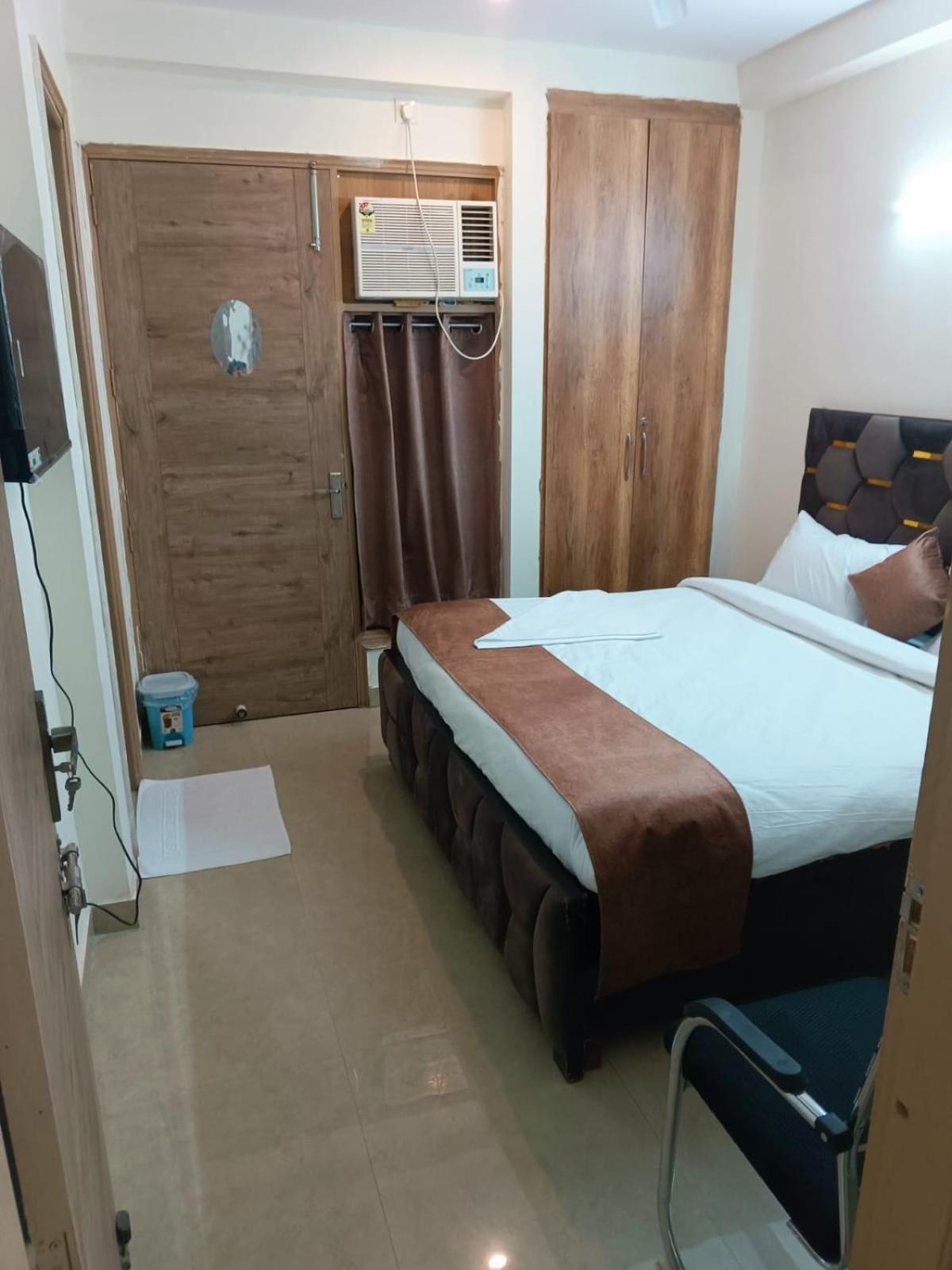 Soooper Hotel Gurgaon Exterior photo
